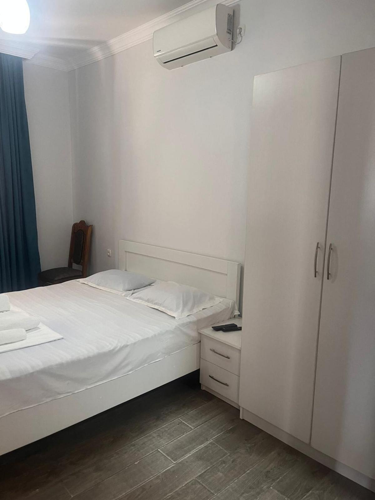 Lia Guest House Kobuleti Eksteriør billede